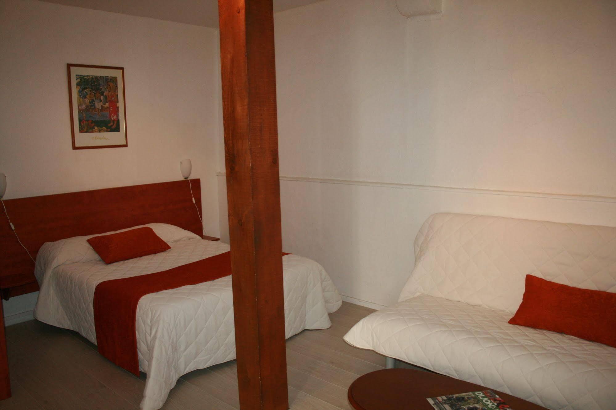 Hôtel Le Chambellan Digione Esterno foto